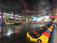 碰碰車游樂設(shè)備和碰碰車場地這樣選就對了