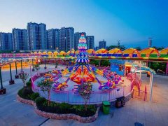 自控飛機(jī)是一款怎樣的游樂(lè)設(shè)備