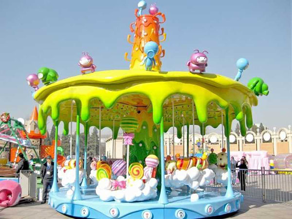 地?cái)偨?jīng)濟(jì)火爆，廣場(chǎng)游樂(lè)設(shè)備或成為投資新寵